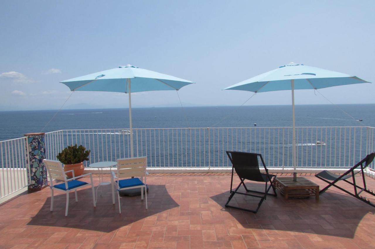Hotel Domus Claudia à Atrani Extérieur photo