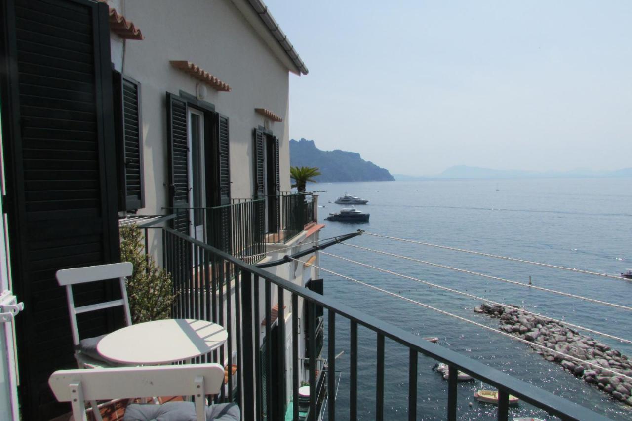 Hotel Domus Claudia à Atrani Extérieur photo