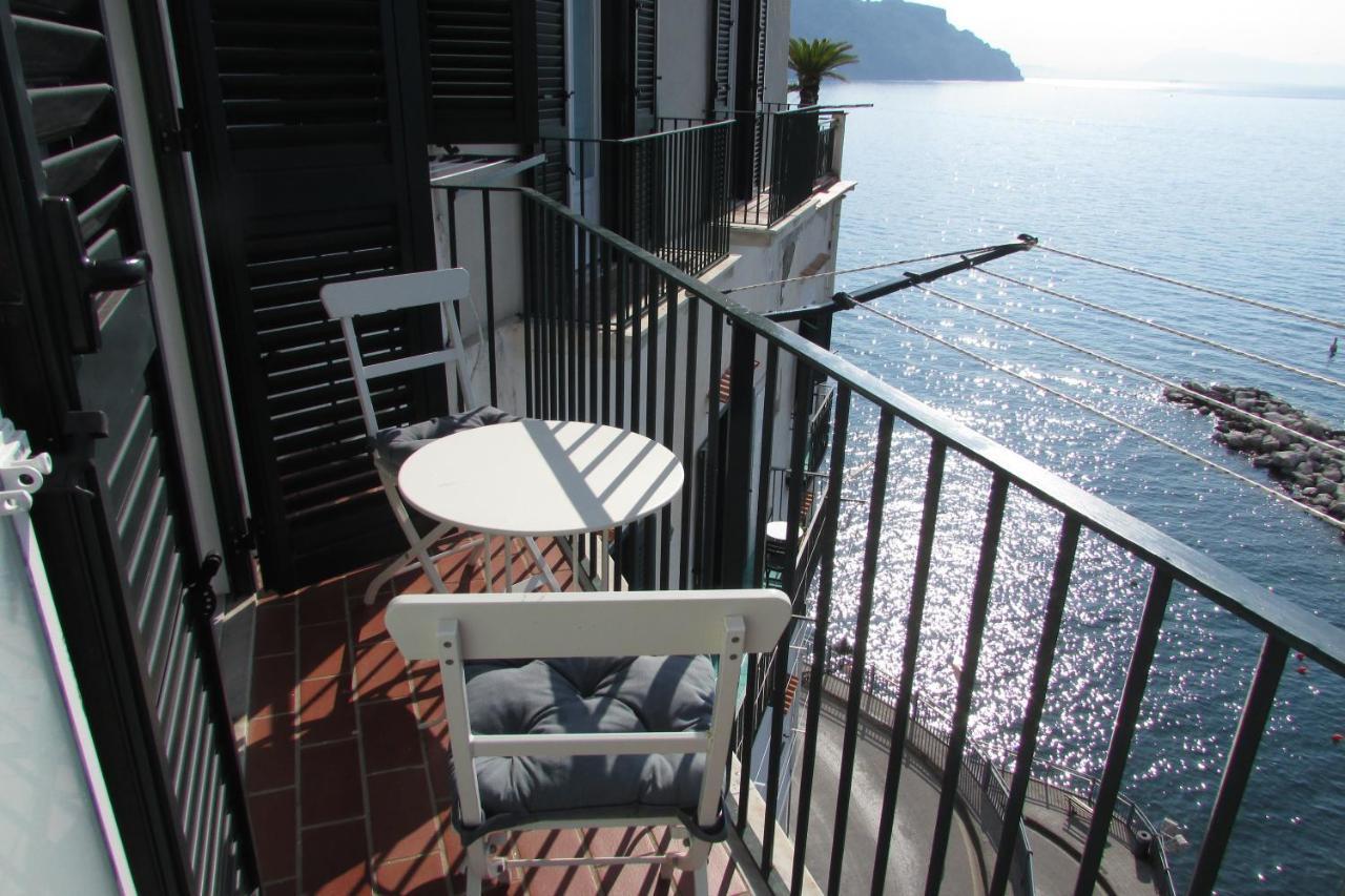 Hotel Domus Claudia à Atrani Extérieur photo