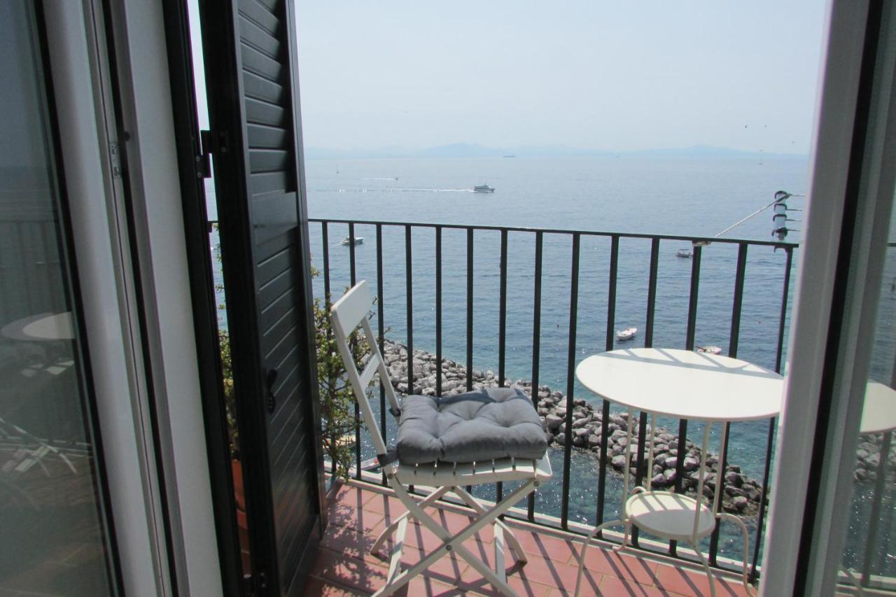 Hotel Domus Claudia à Atrani Extérieur photo