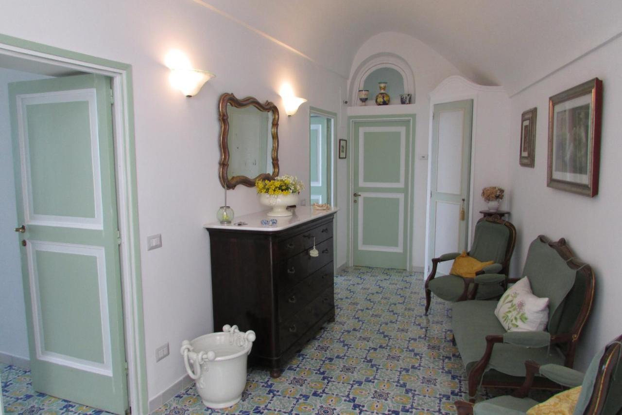 Hotel Domus Claudia à Atrani Extérieur photo