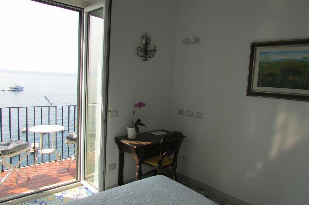Hotel Domus Claudia à Atrani Extérieur photo