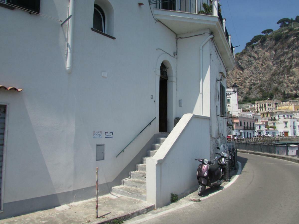Hotel Domus Claudia à Atrani Extérieur photo