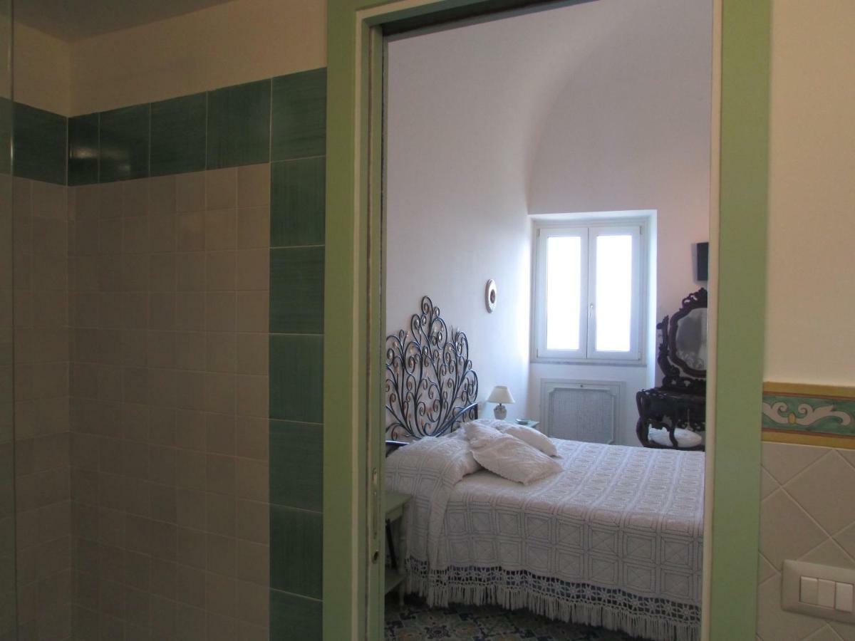 Hotel Domus Claudia à Atrani Extérieur photo