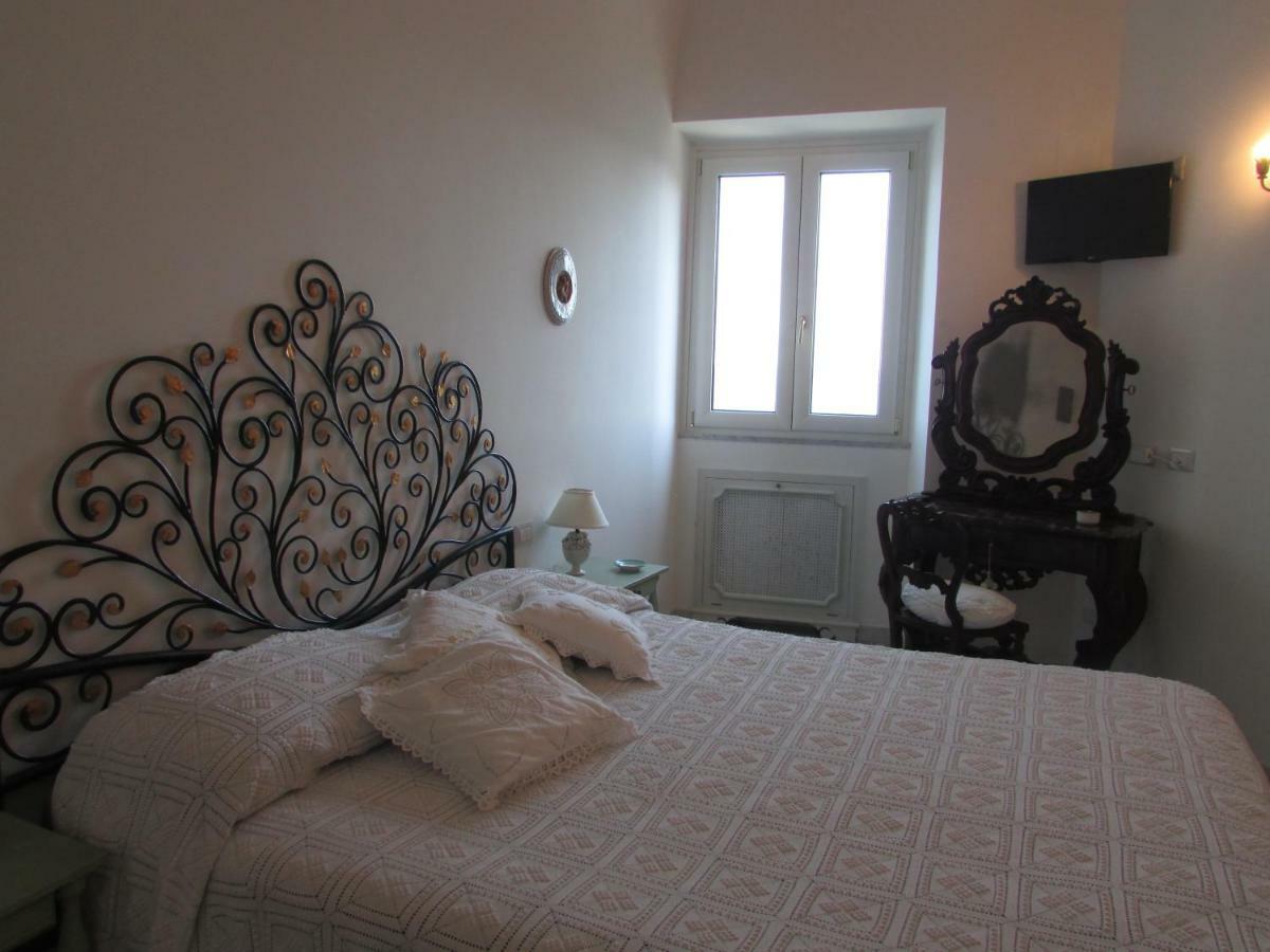Hotel Domus Claudia à Atrani Extérieur photo