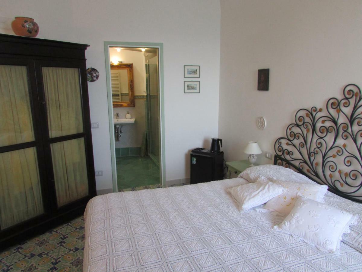 Hotel Domus Claudia à Atrani Extérieur photo